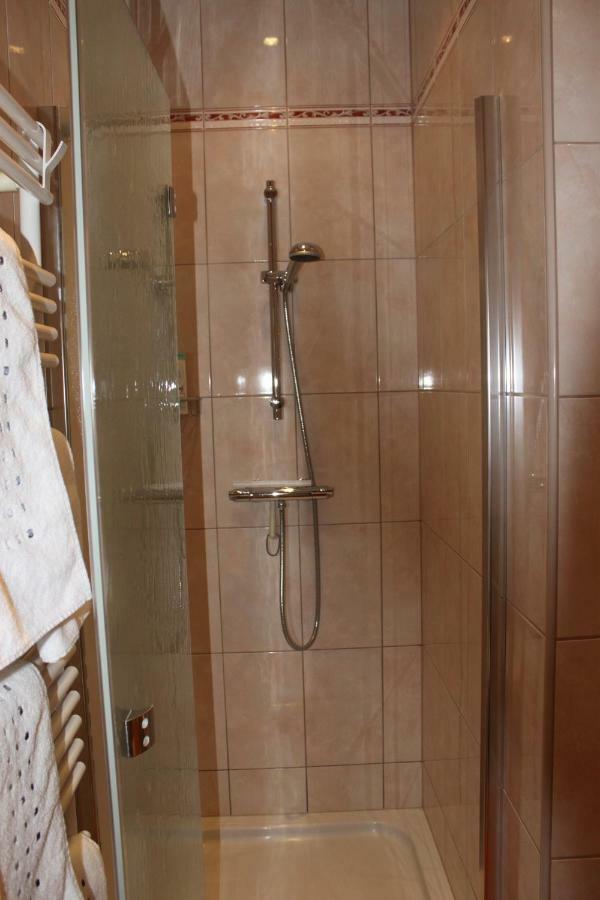 Gaestehaus Anita Брайтенбрун Екстериор снимка